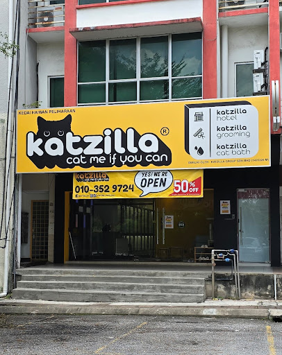 Katzilla Katzilla