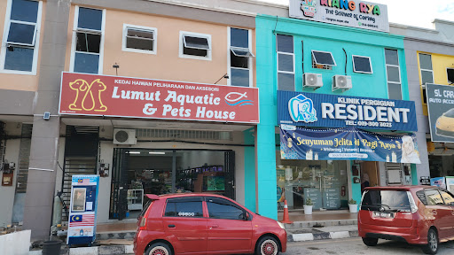Lumut Aquatic & Pet House