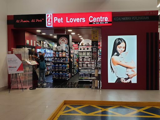 Pet Lovers Centre - The Starling Pet Lovers Centre - The Starling