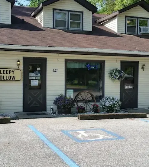 Sleepy Pet Shop and Pet hotel 1 sleepy pet shop and pet hotel